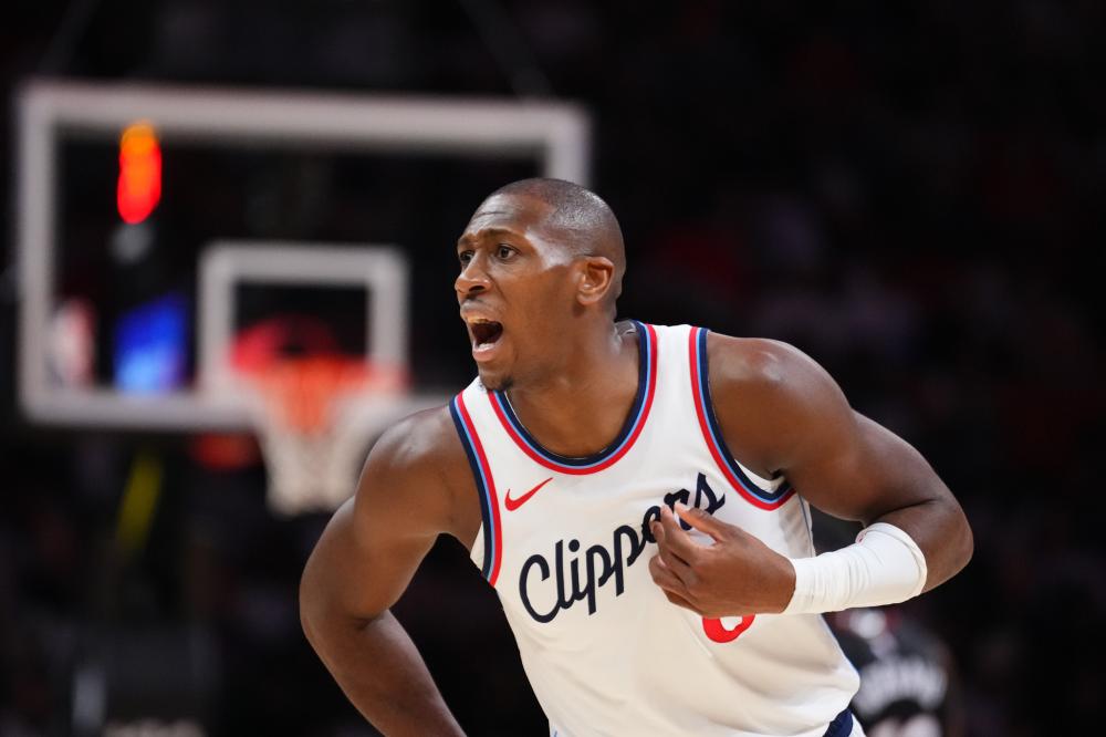 的犯规动作 的犯规动作