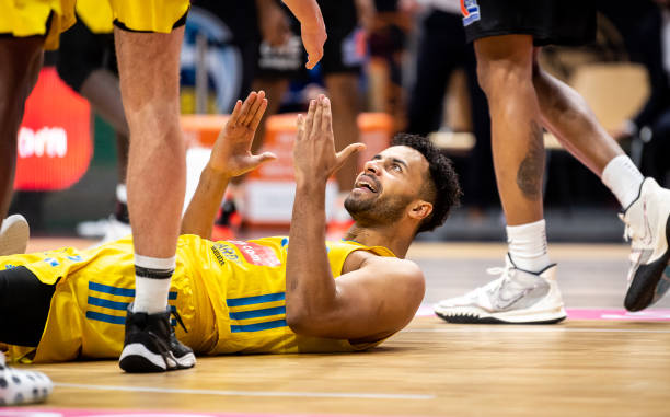 萨巴伦卡 萨巴伦卡