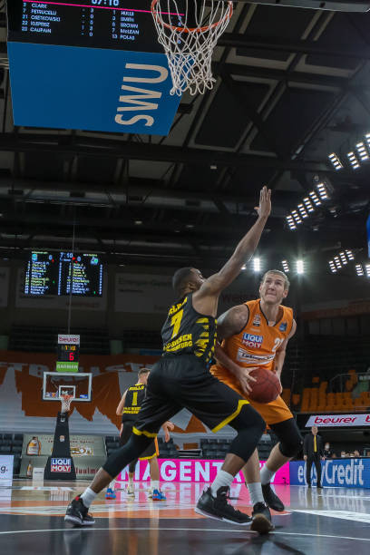 对于一个侧 对于一个侧